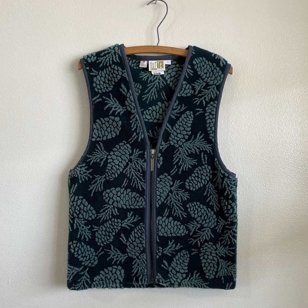 Vintage Canadian duffel outdoor fleece green pinecone zip vest size xsmall